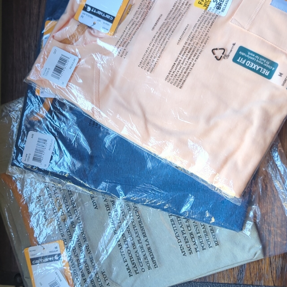 Carhartt relaxed fit medium short sleeved t-shirt